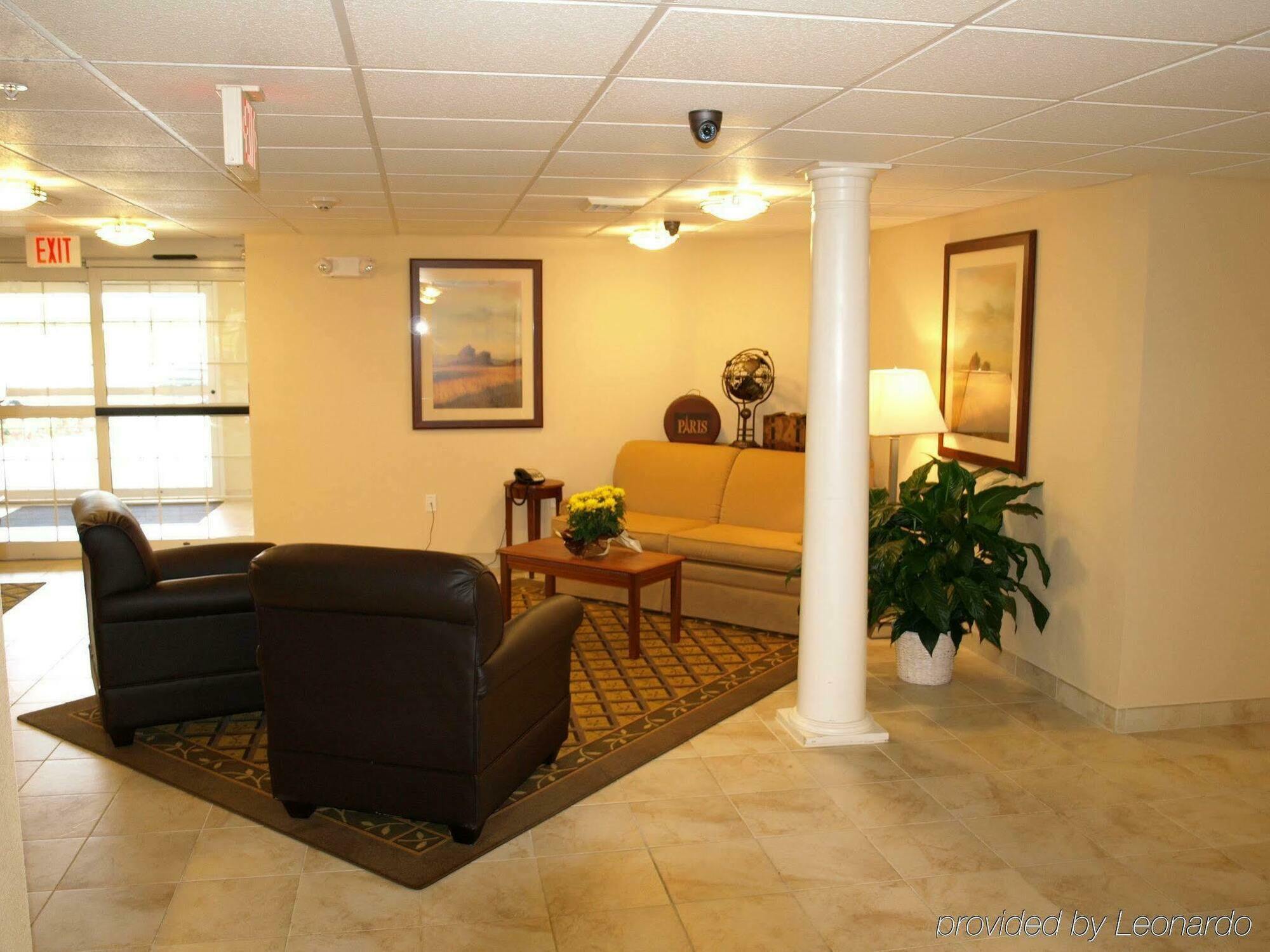 Candlewood Suites Lafayette - River Ranch, An Ihg Hotel Interior photo