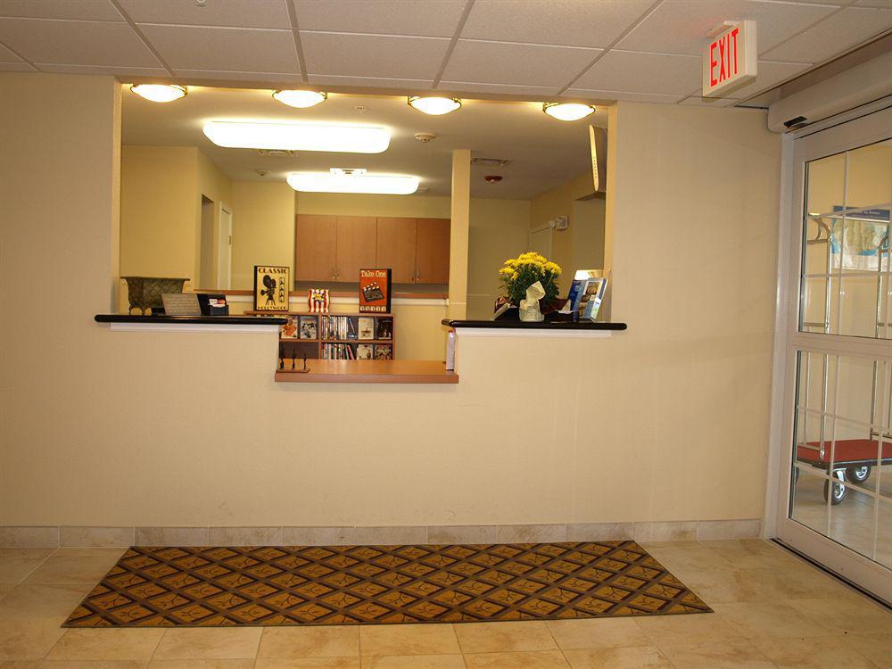 Candlewood Suites Lafayette - River Ranch, An Ihg Hotel Interior photo